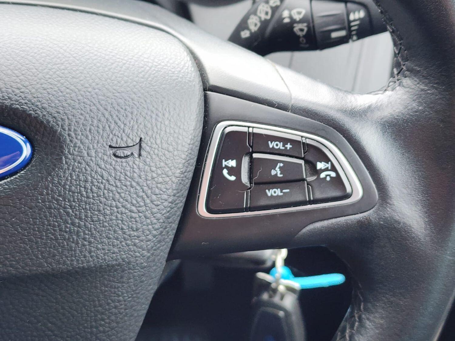 Used Ford Focus 2015 for sale - 76268537: Photo 14