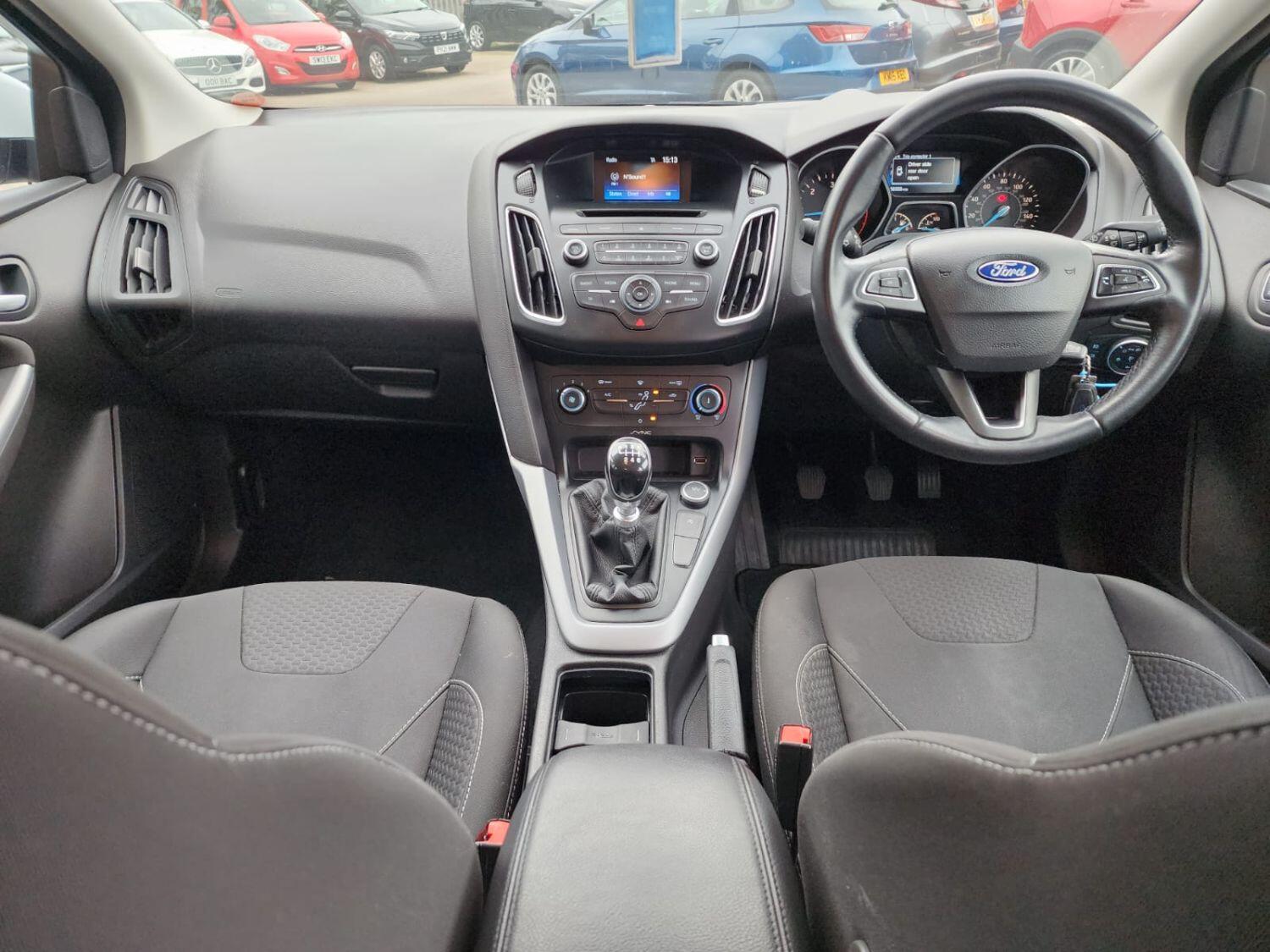 Used Ford Focus 2015 for sale - 76268537: Photo 7