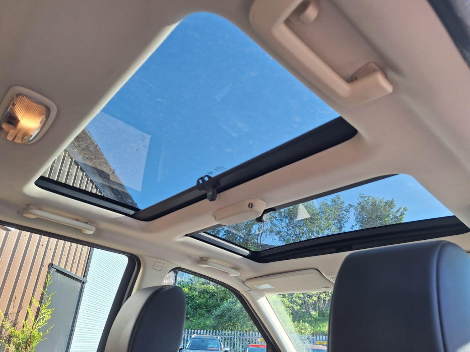 Used Land Rover Freelander 2 2012 for sale - 76794379: Photo 10