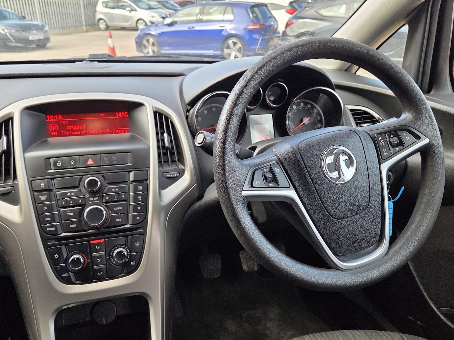 Used Vauxhall Astra 2012 for sale - 77572749: Photo 7