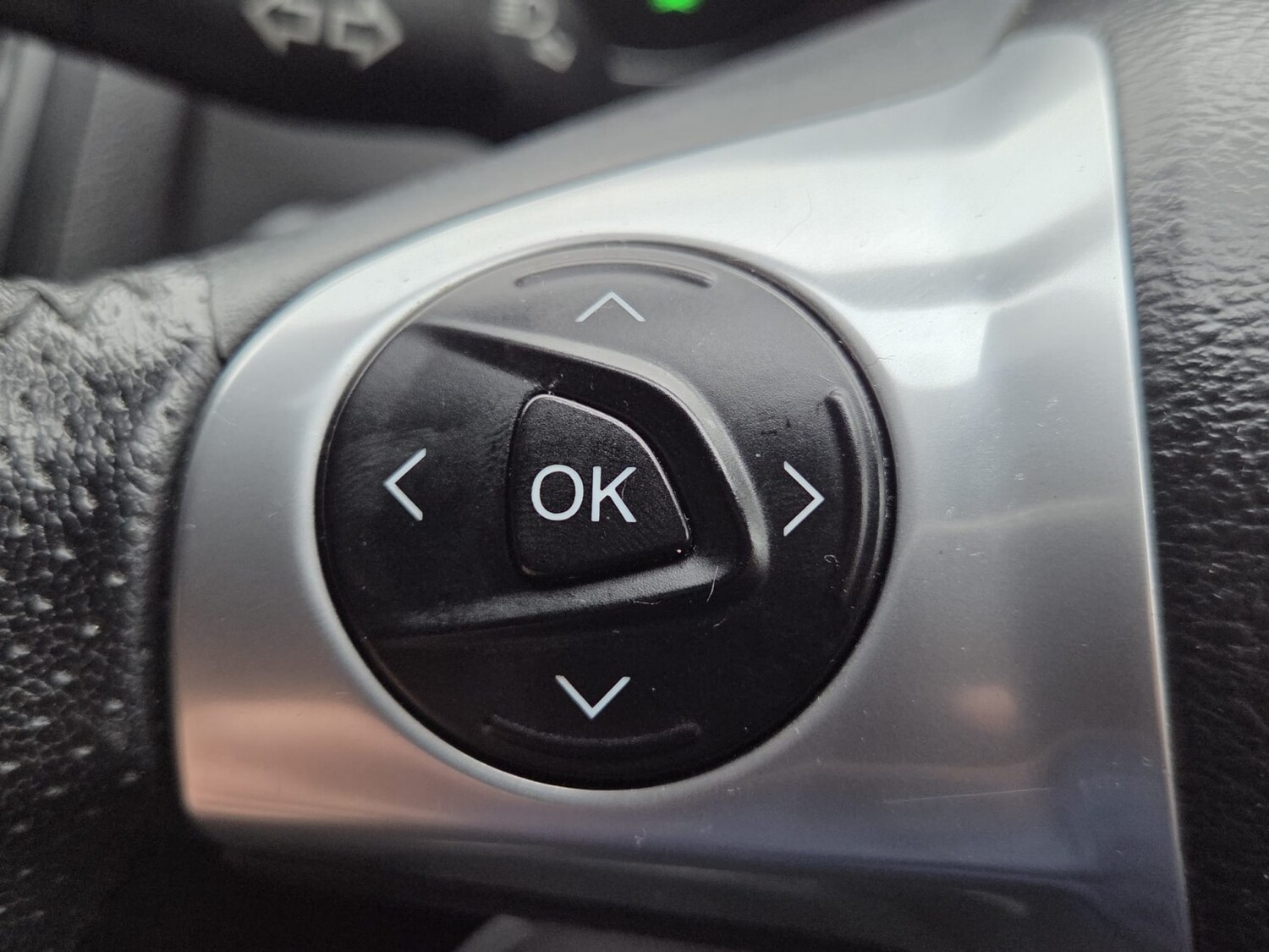 Used Ford Focus 2014 for sale - 77535905: Photo 12