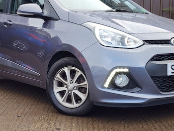 Used Hyundai i10 2014 for sale - 76794380: Photo