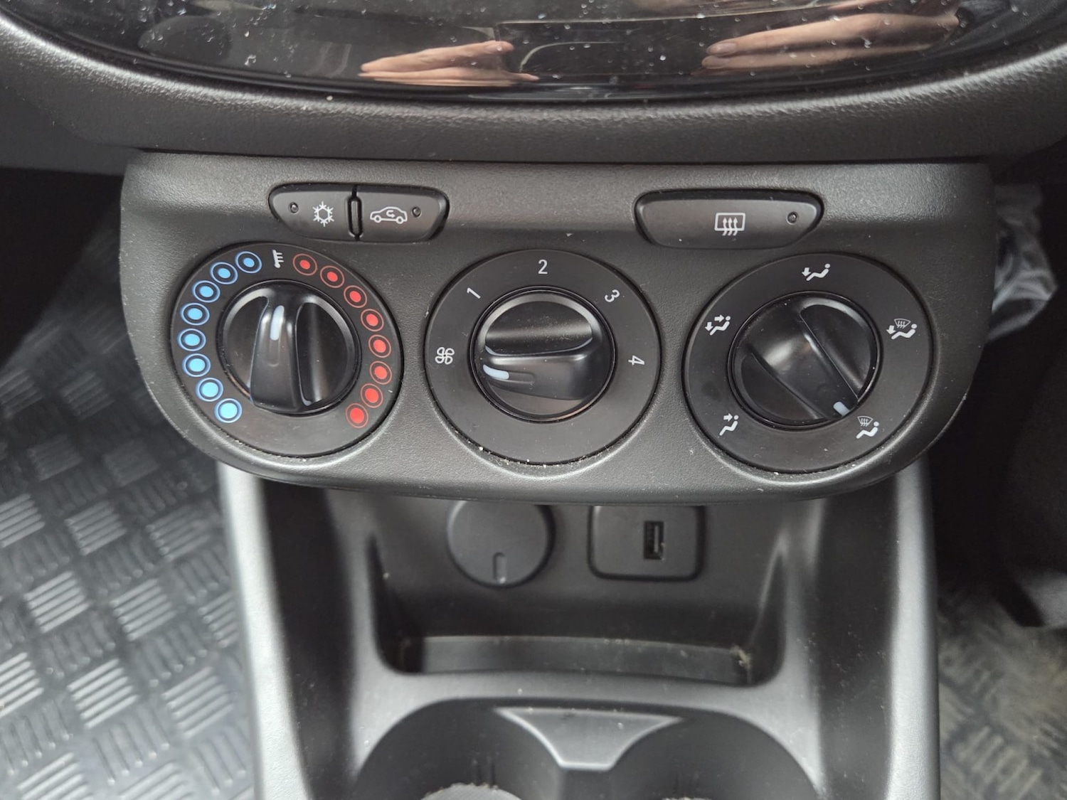 Used Vauxhall Corsa 2018 for sale - 77991780: Photo 13