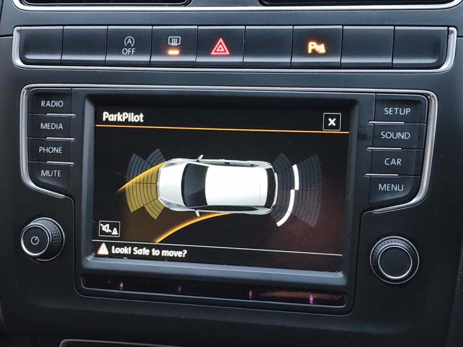 Used Volkswagen Polo 2016 for sale - 76605938: Photo 11