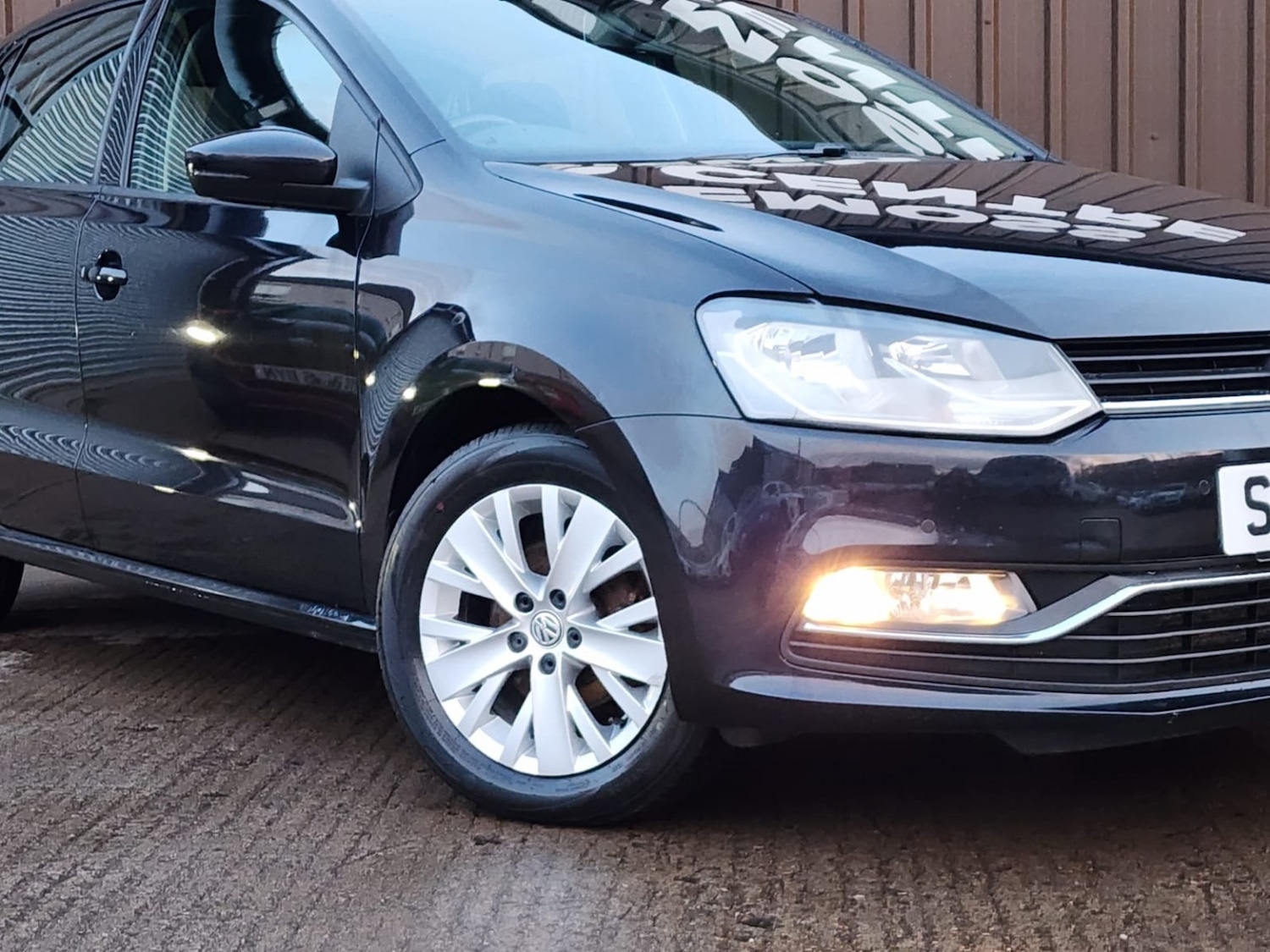 Used Volkswagen Polo 2016 for sale - 76605938: Photo 2
