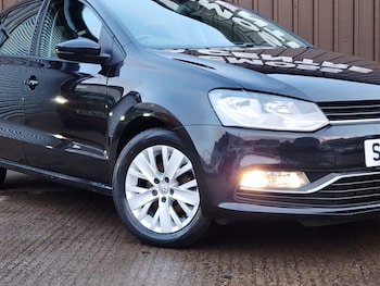 Used Volkswagen Polo 2016 for sale - 76605938: Photo