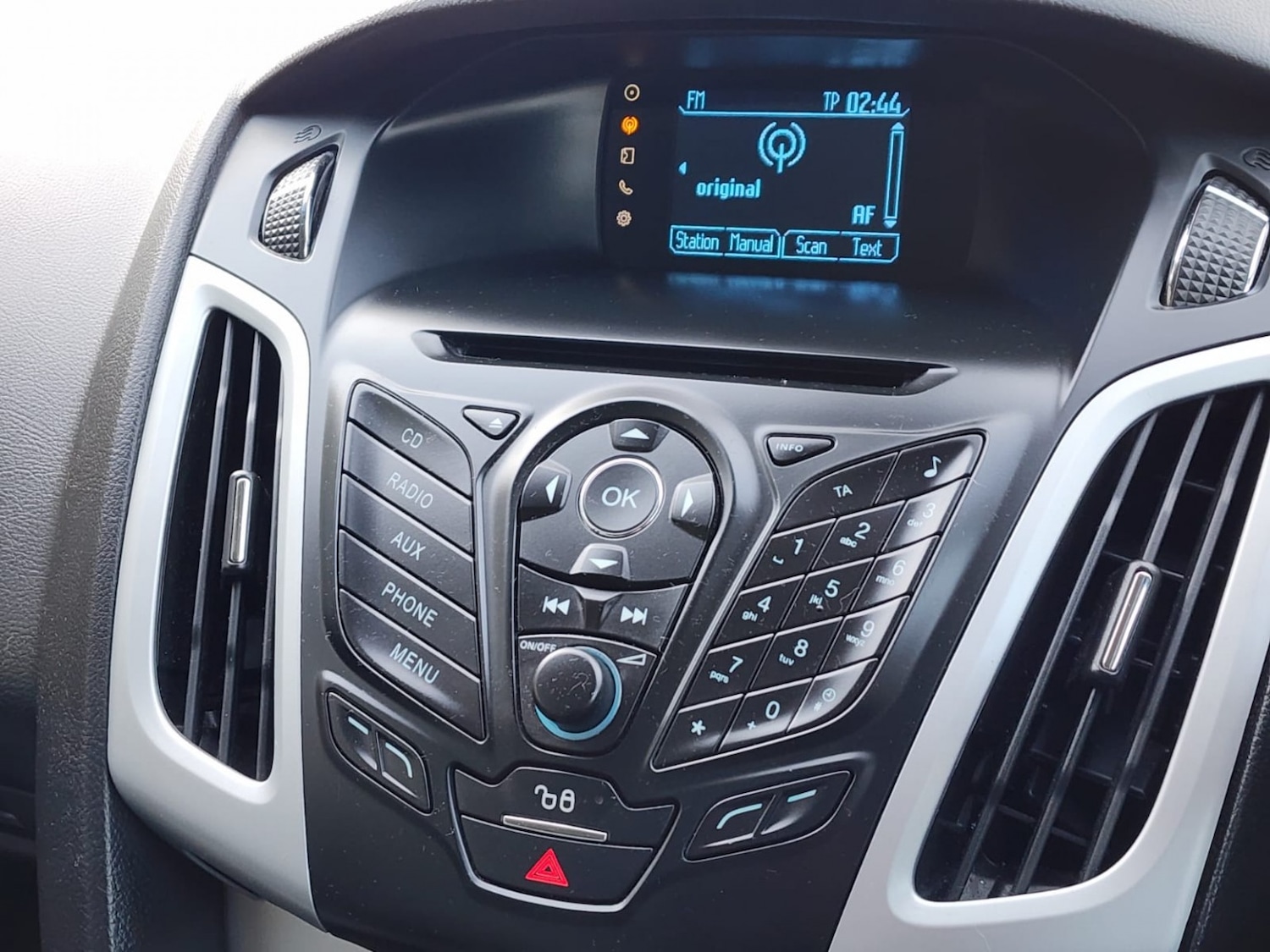 Used Ford Focus 2013 for sale - 76591462: Photo 12