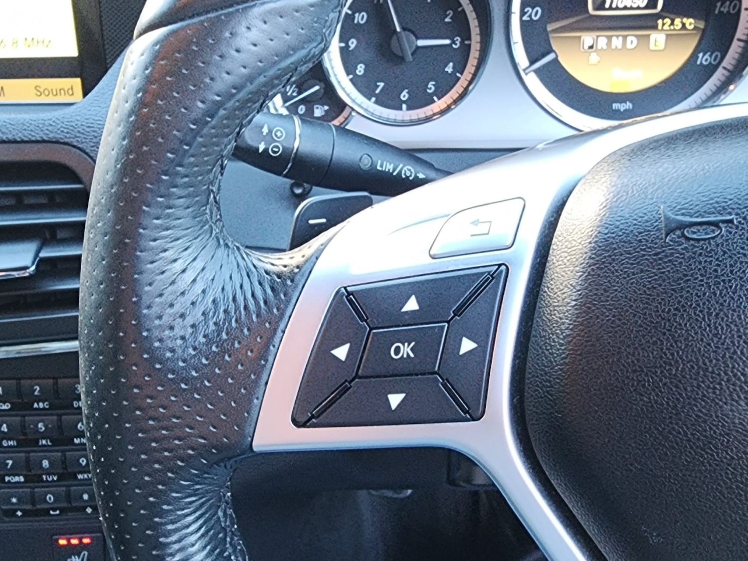 Used Mercedes-Benz E Class 2013 for sale - 76769915: Photo 17