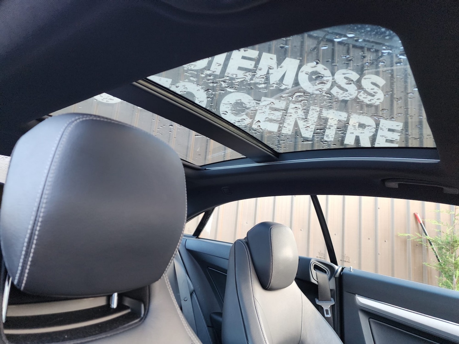 Used Mercedes-Benz E Class 2013 for sale - 76769915: Photo 6