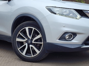 Used Nissan X-Trail 2015 for sale - 79105051: Photo