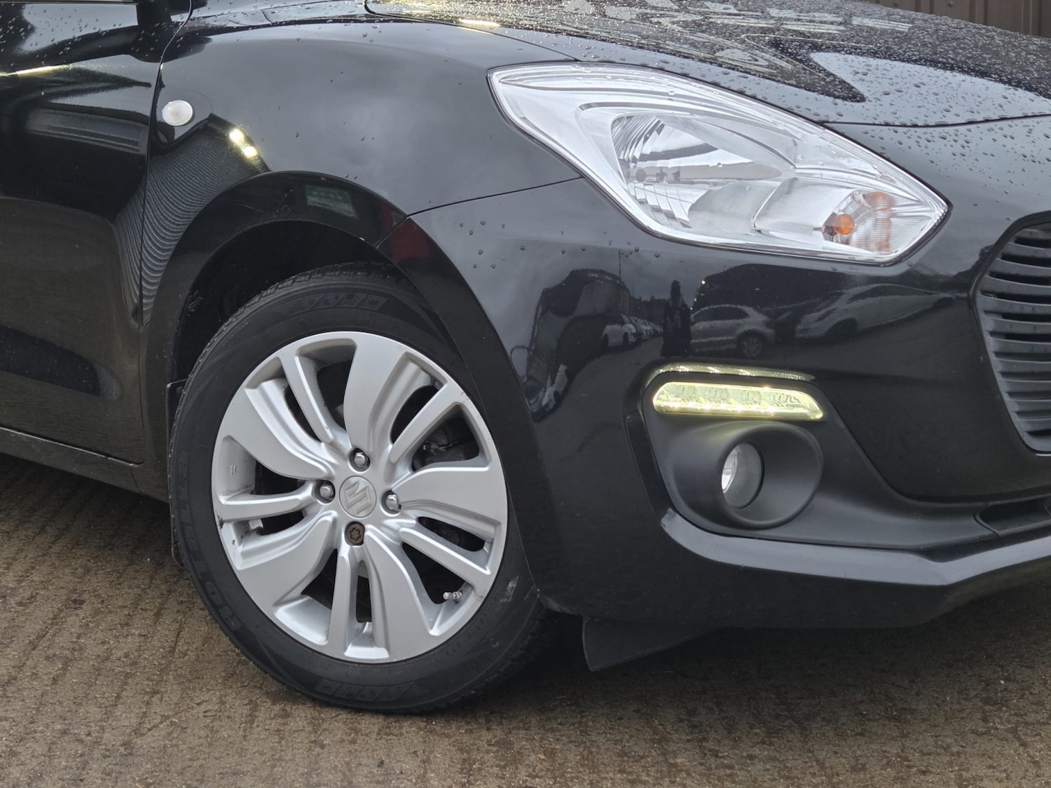 Used Suzuki Swift 2019 for sale - 77572738: Photo 2