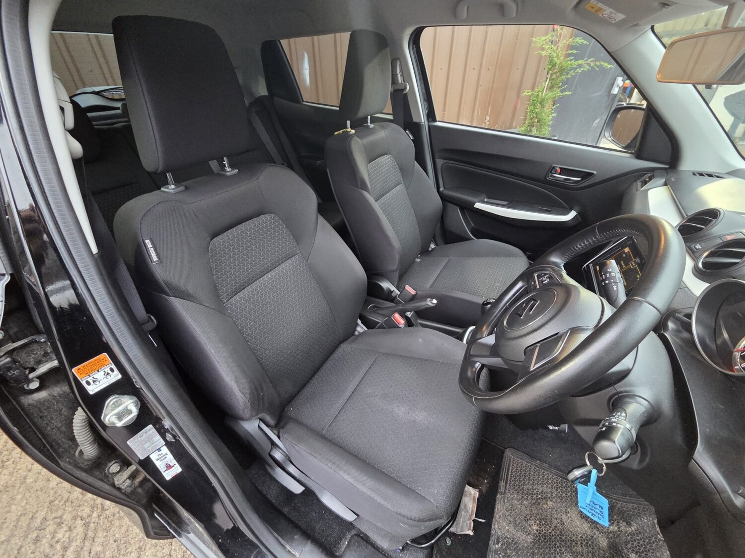 Used Suzuki Swift 2019 for sale - 77572738: Photo 6