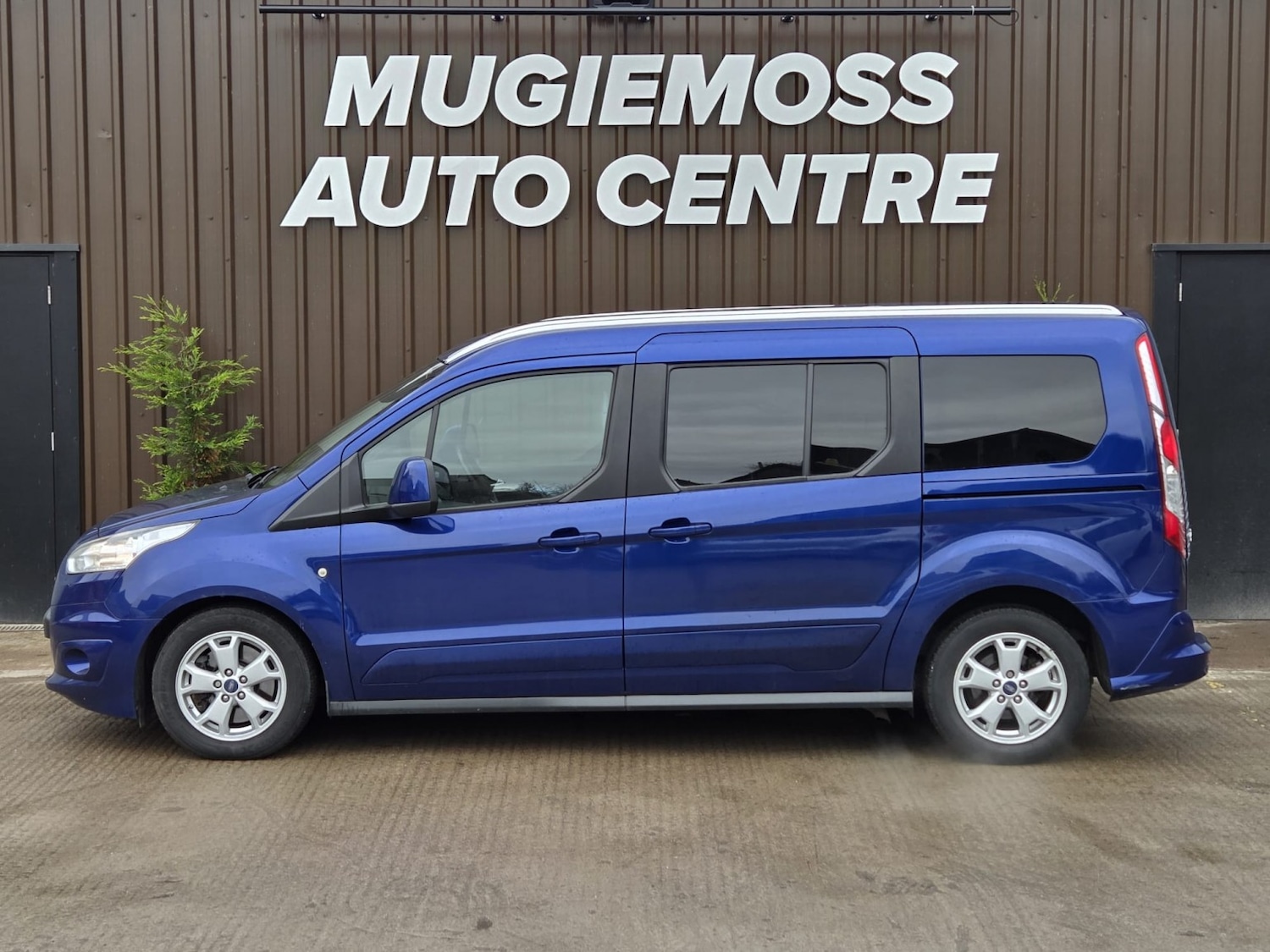 Used Ford Grand Tourneo Connect 2018 for sale - 77572696: Photo 4