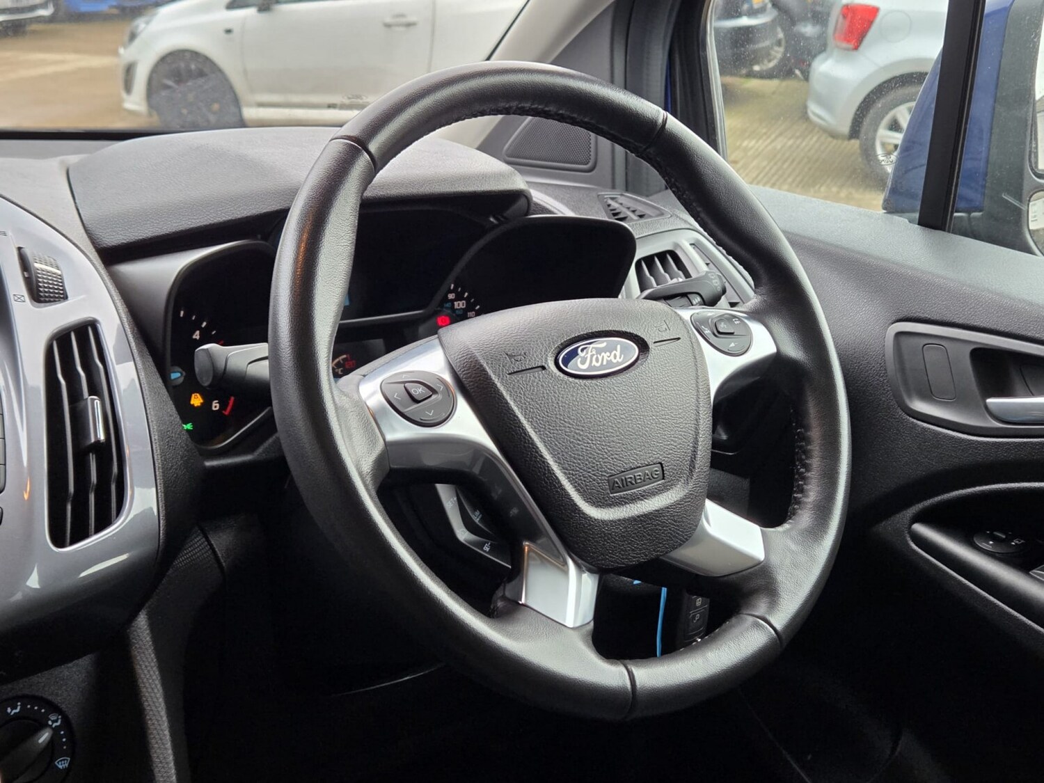 Used Ford Grand Tourneo Connect 2018 for sale - 77572696: Photo 8