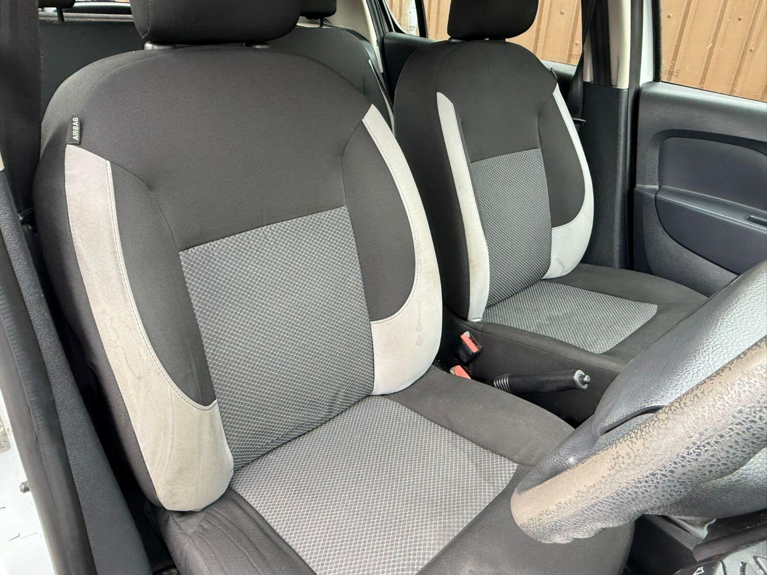 Used Dacia Sandero 2016 for sale - 76128903: Photo 11