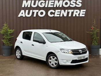 Used Dacia Sandero 2016 for sale - 76128903: Photo