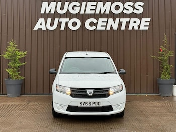 Used Dacia Sandero 2016 for sale - 76128903: Photo