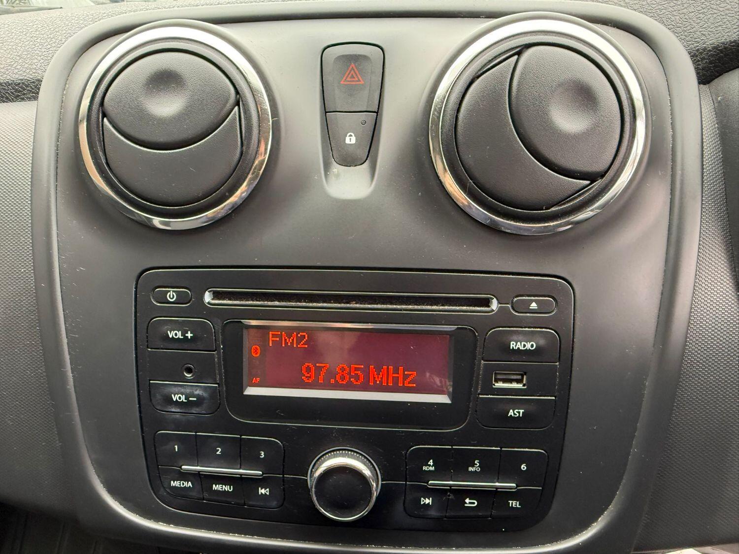 Used Dacia Sandero 2016 for sale - 76128903: Photo 7