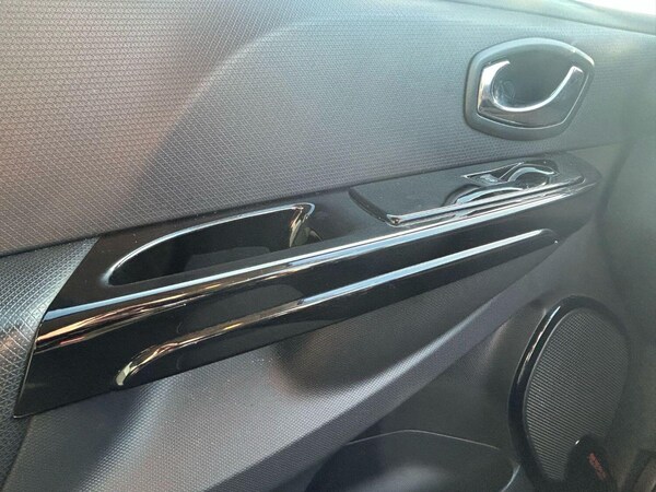 Used Renault Clio 2014 for sale - 76319452: Photo 9