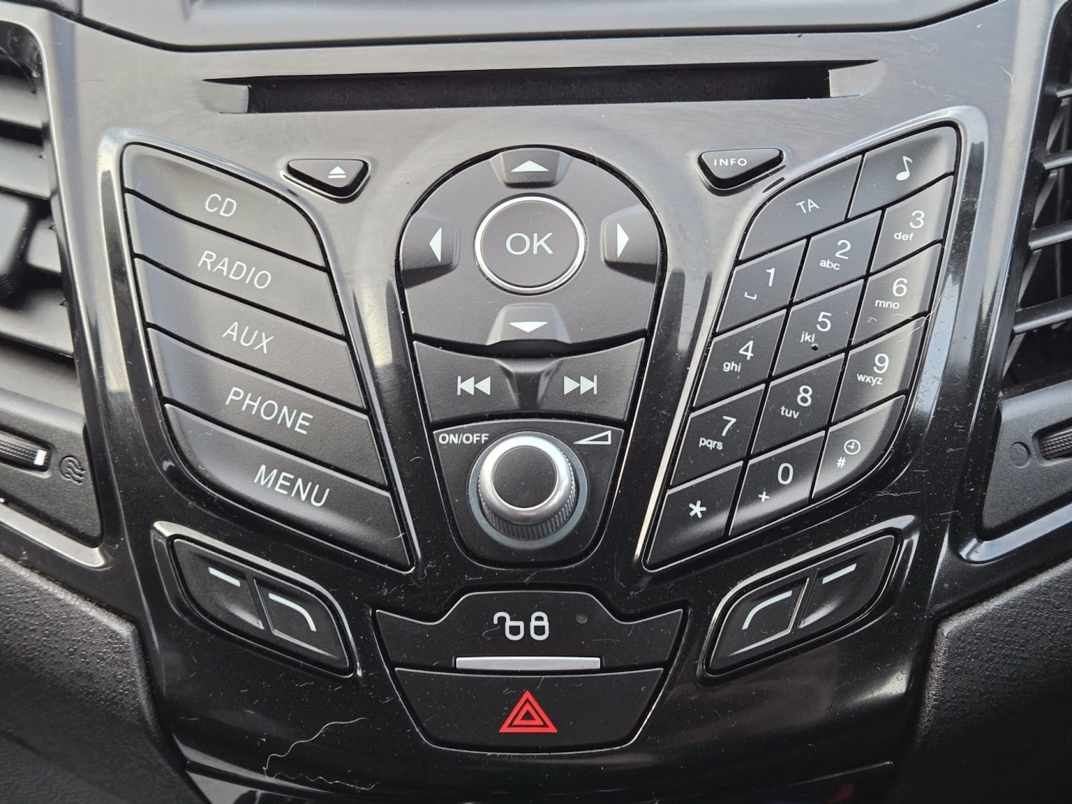 Used Ford Fiesta 2017 for sale - 77494888: Photo 12