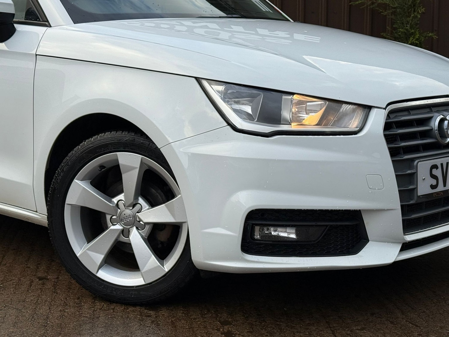 Used Audi A1 2017 for sale - 76863881: Photo 2