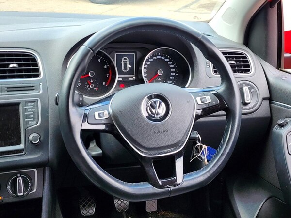 Used Volkswagen Polo 2015 for sale - 75686092: Photo 7