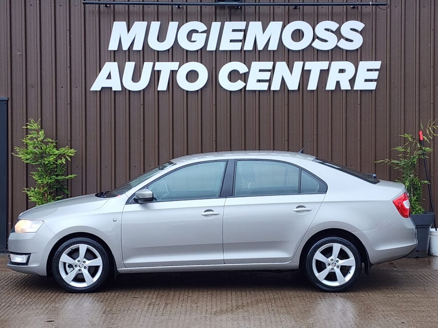 Used Skoda Rapid 2014 for sale - 77237090: Photo 4