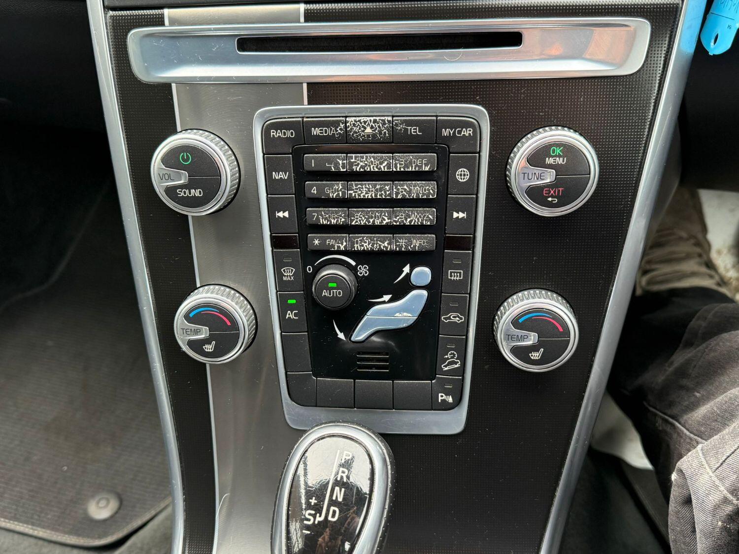 Used Volvo XC60 2014 for sale - 76128904: Photo 12