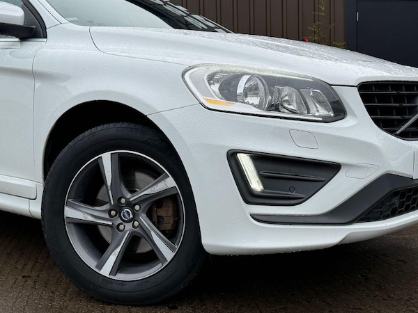 Used Volvo XC60 2014 for sale - 76128904: Photo 2