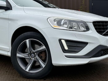 Used Volvo XC60 2014 for sale - 76128904: Photo 2