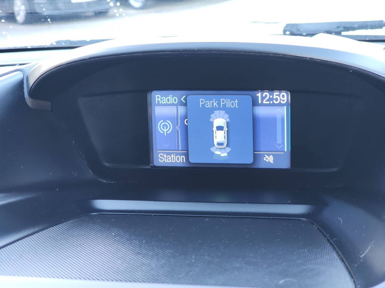 Used Ford Kuga 2014 for sale - 76968597: Photo 13