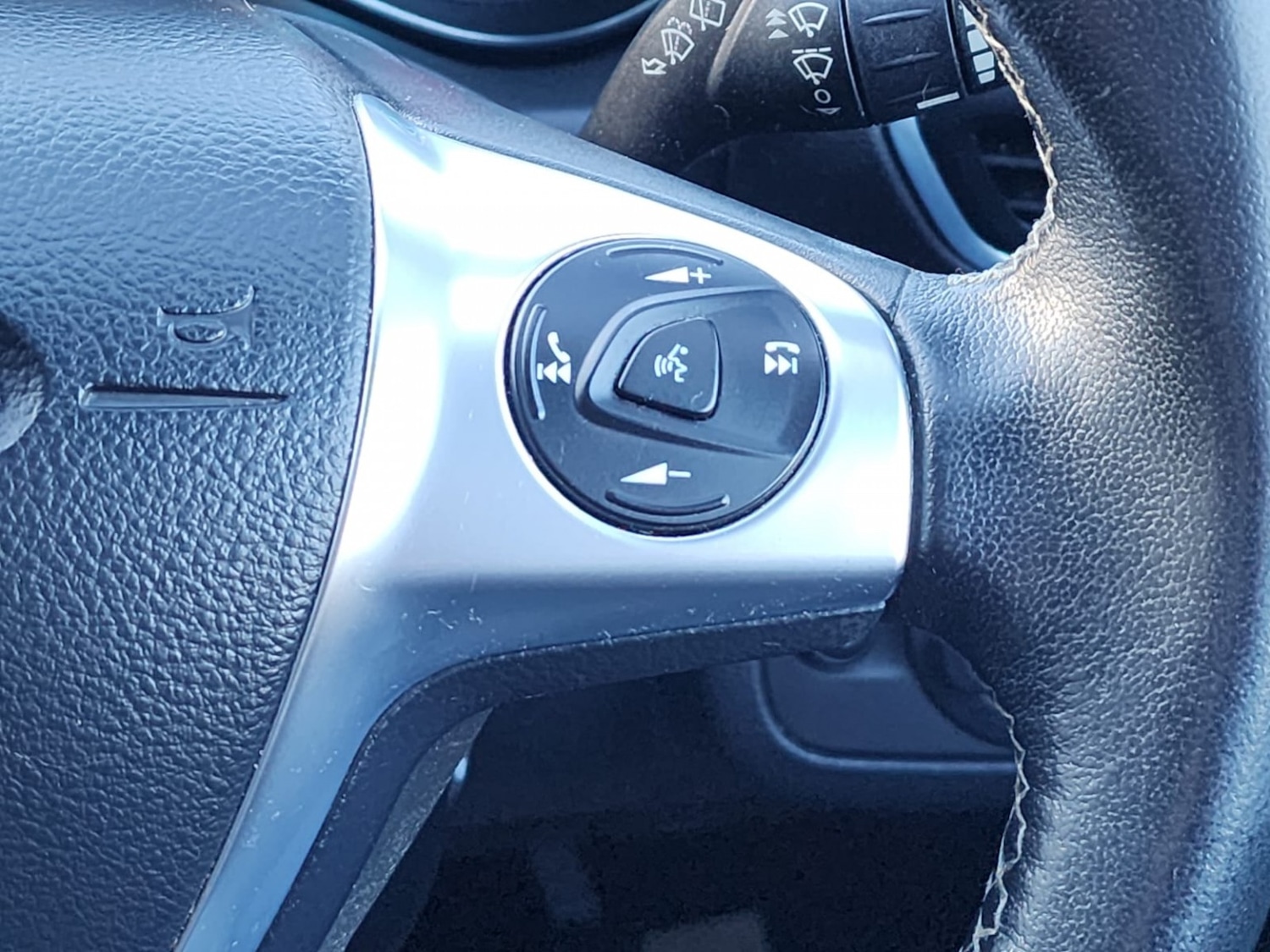 Used Ford Kuga 2014 for sale - 76968597: Photo 19