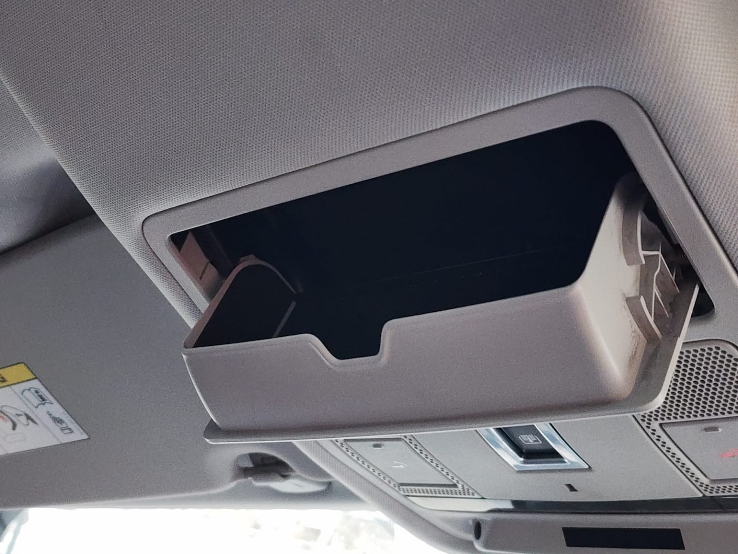 Used Land Rover Discovery Sport 2016 for sale - 76591502: Photo 12