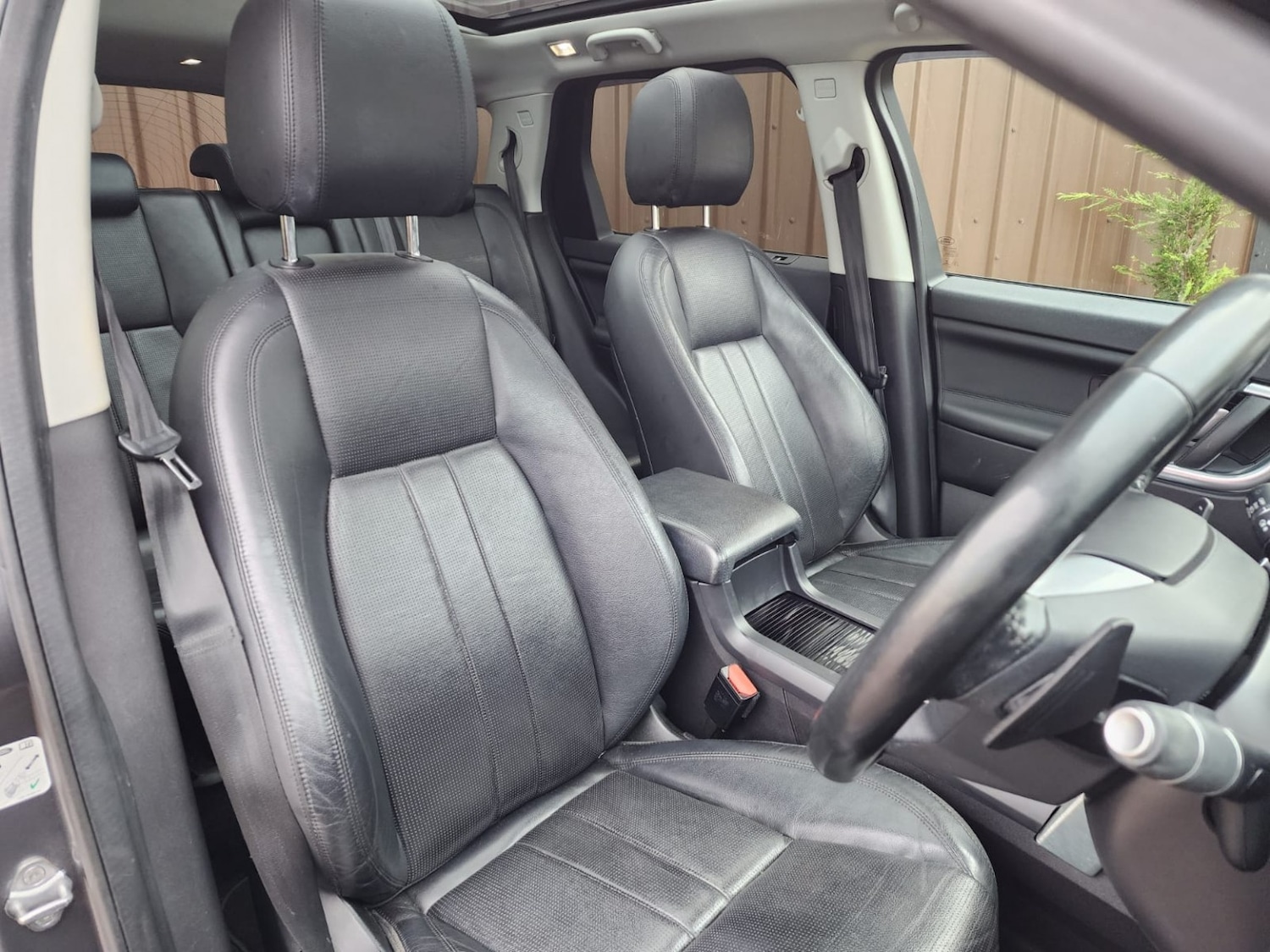 Used Land Rover Discovery Sport 2016 for sale - 76591502: Photo 7