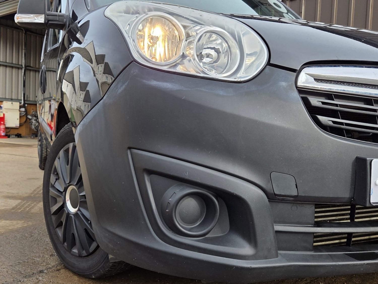 Used Vauxhall Combo 2014 for sale - 77668627: Photo 2