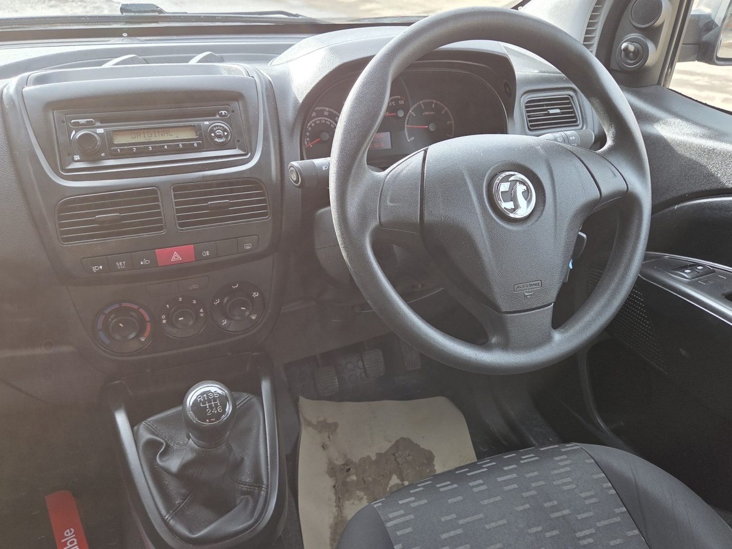 Used Vauxhall Combo 2014 for sale - 77668627: Photo 7