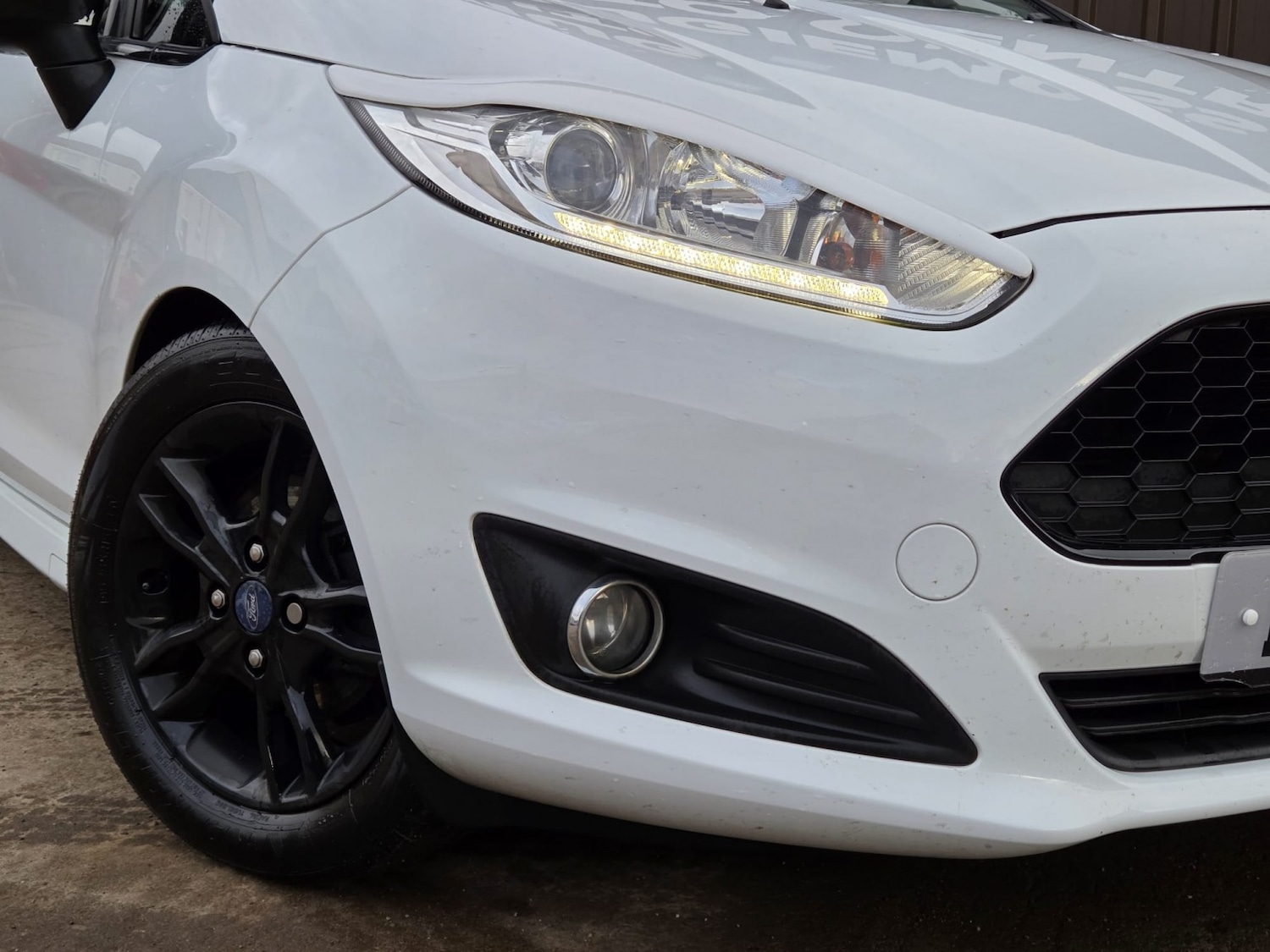 Used Ford Fiesta 2016 for sale - 77668596: Photo 2