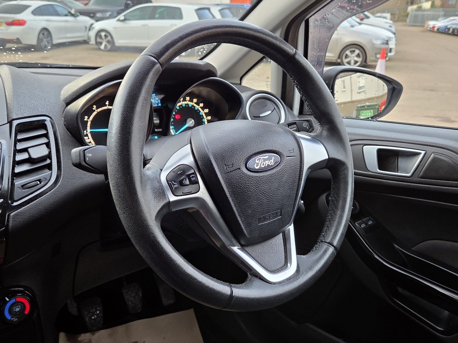 Used Ford Fiesta 2016 for sale - 77668596: Photo 8