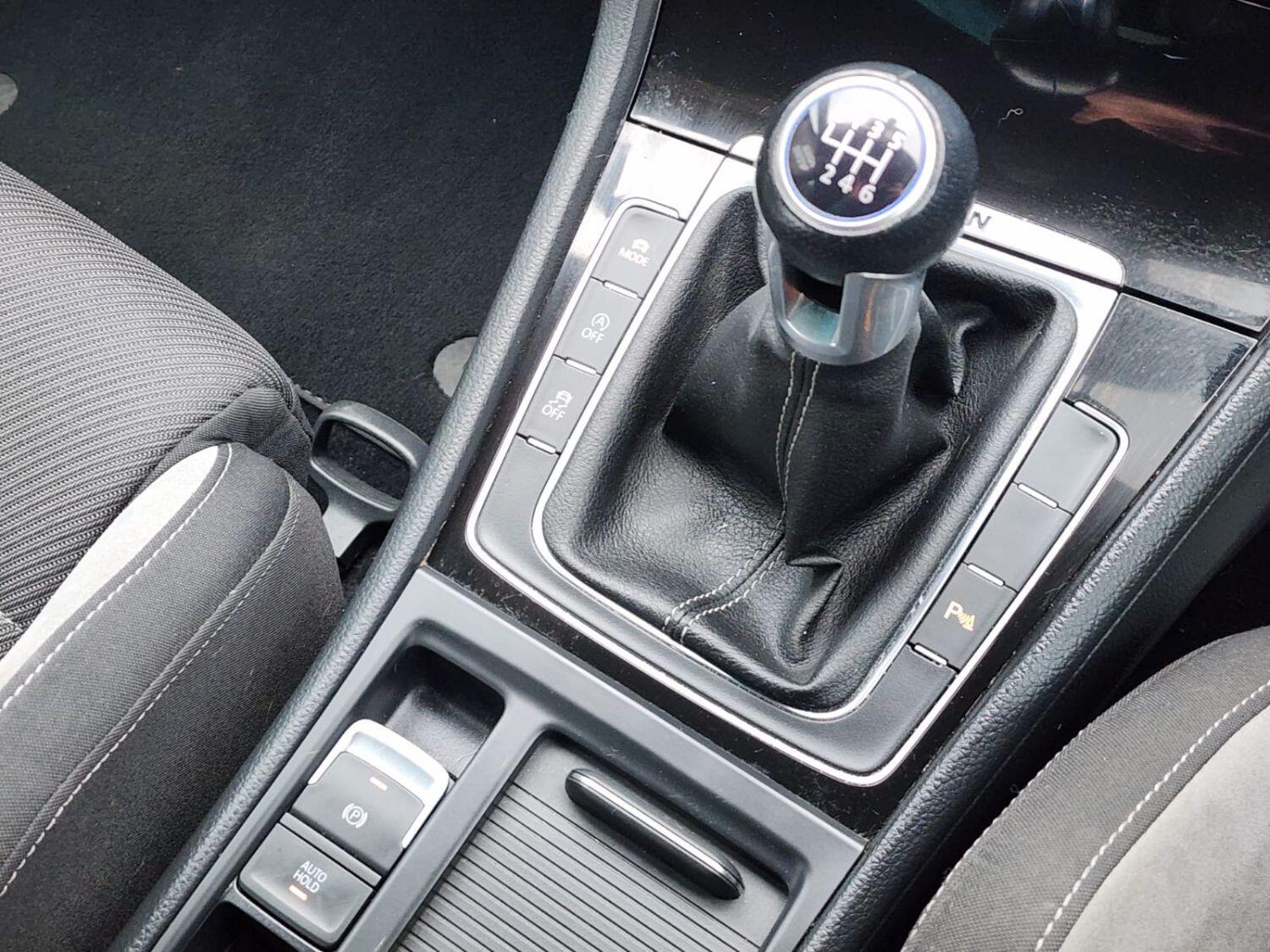 Used Volkswagen Golf 2015 for sale - 76268459: Photo 14