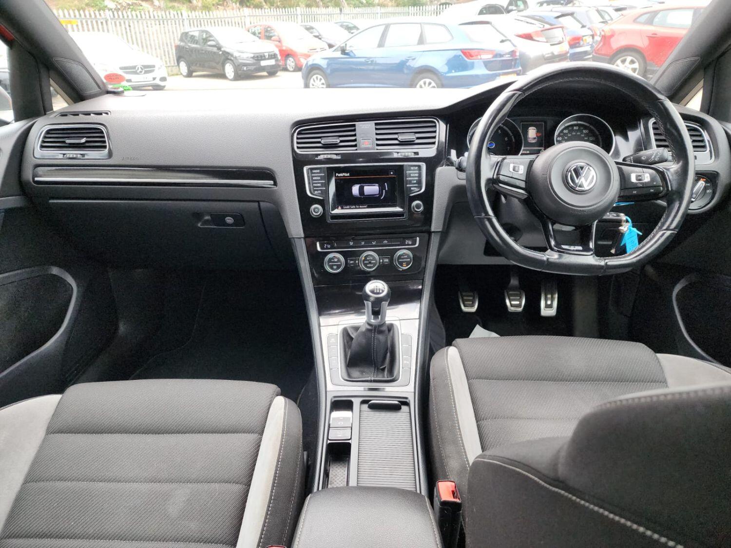 Used Volkswagen Golf 2015 for sale - 76268459: Photo 7