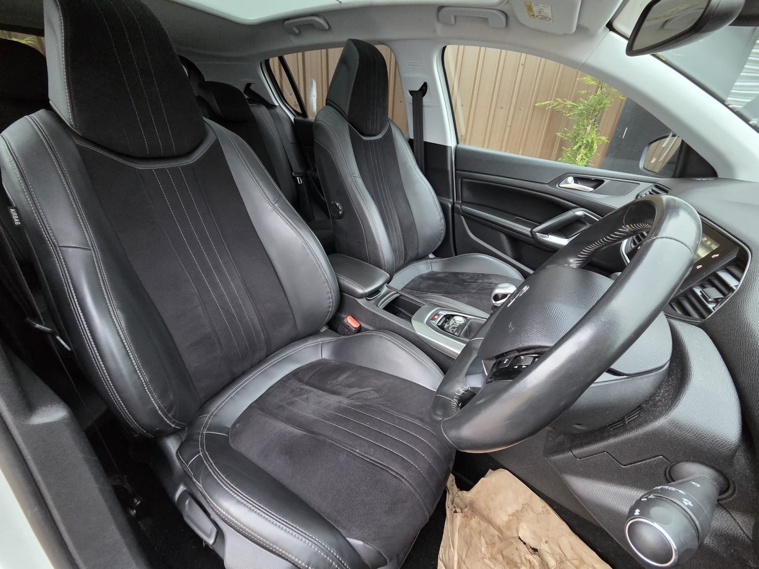 Used Peugeot 308 2014 for sale - 77065651: Photo 6