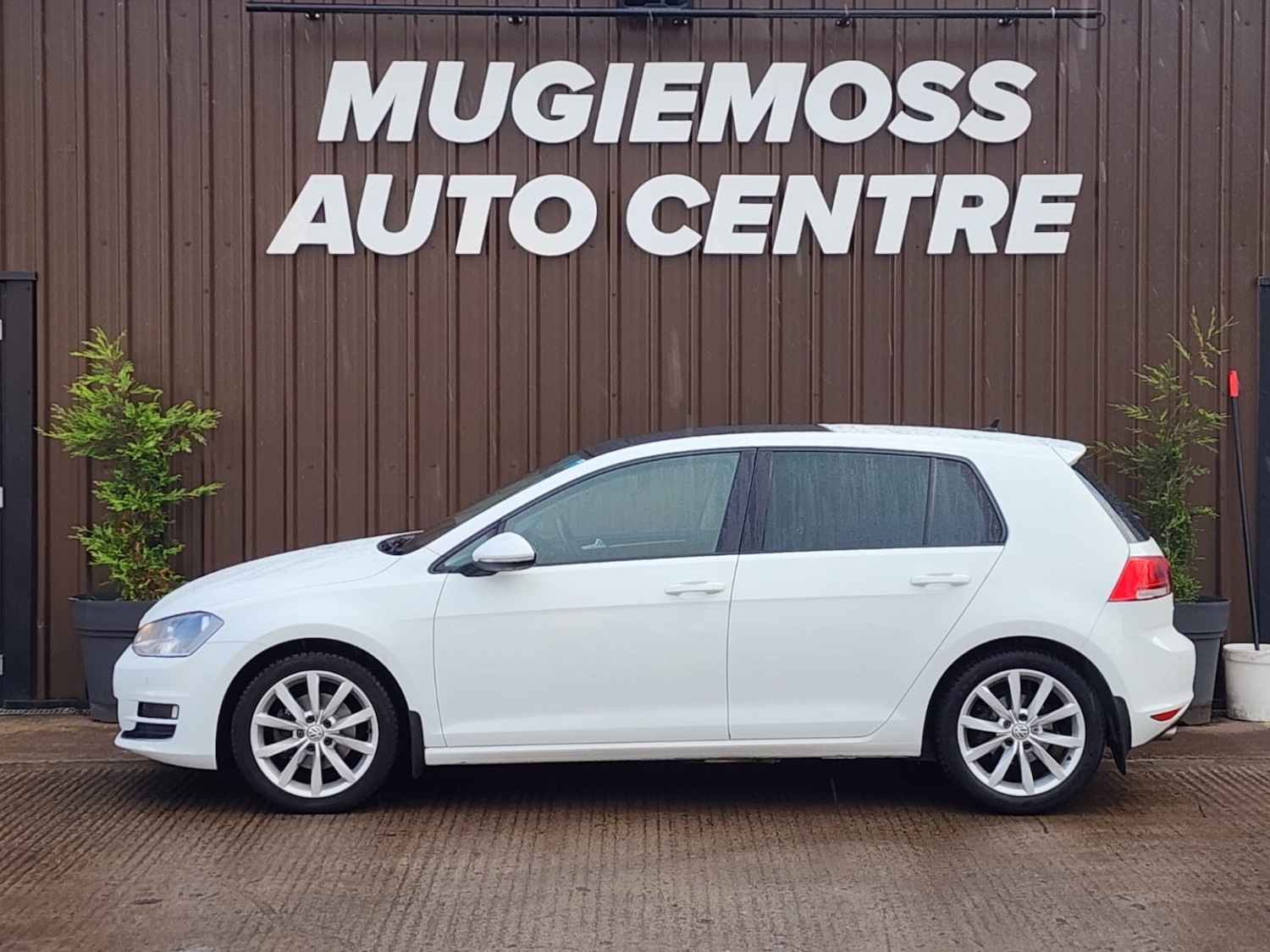 Used Volkswagen Golf 2015 for sale - 76751899: Photo 4