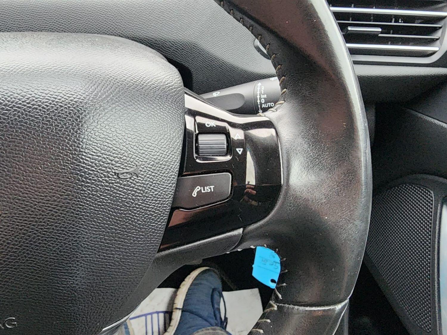 Used Peugeot 308 2014 for sale - 76794367: Photo 16