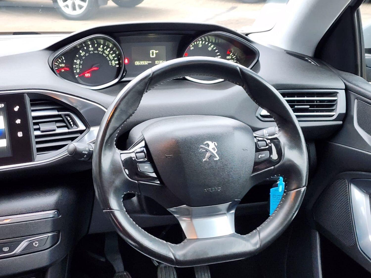 Used Peugeot 308 2014 for sale - 76794367: Photo 7