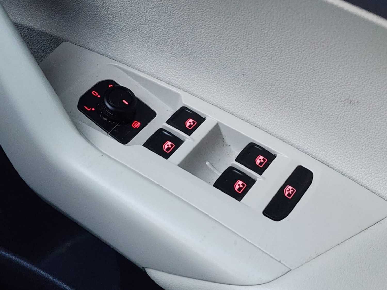 Used Volkswagen Polo 2020 for sale - 76974401: Photo 16