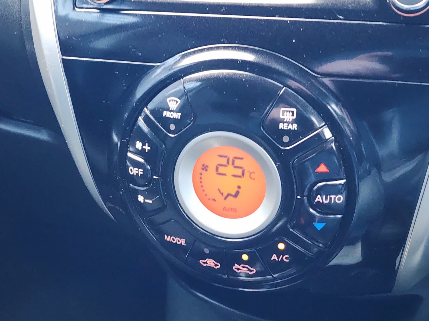 Used Nissan Note 2014 for sale - 76347155: Photo 13