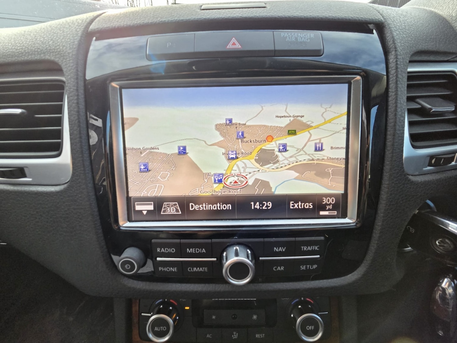 Used Volkswagen Touareg 2011 for sale - 77622476: Photo 11