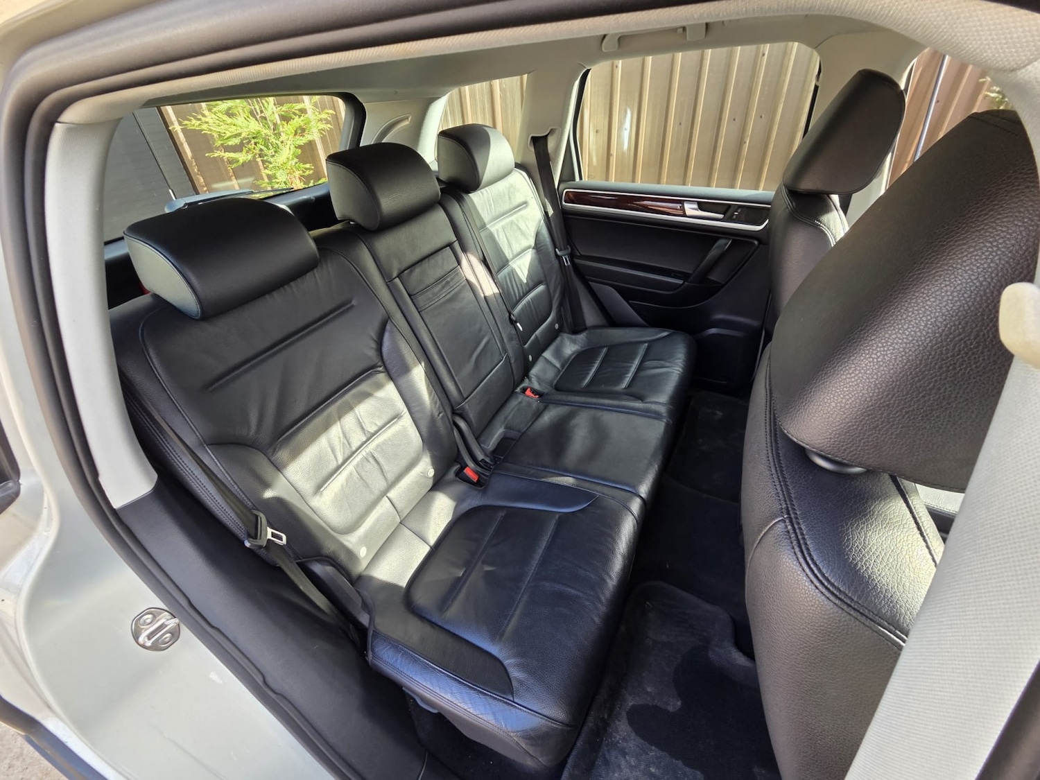 Used Volkswagen Touareg 2011 for sale - 77622476: Photo 16