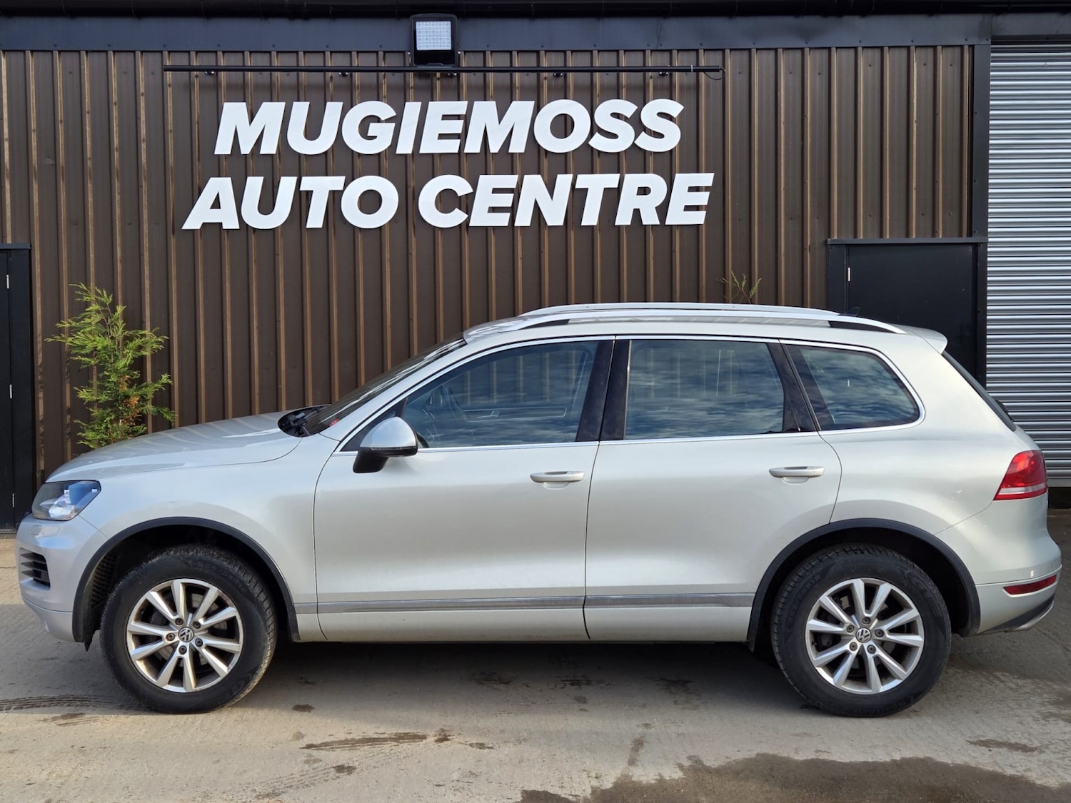 Used Volkswagen Touareg 2011 for sale - 77622476: Photo 4