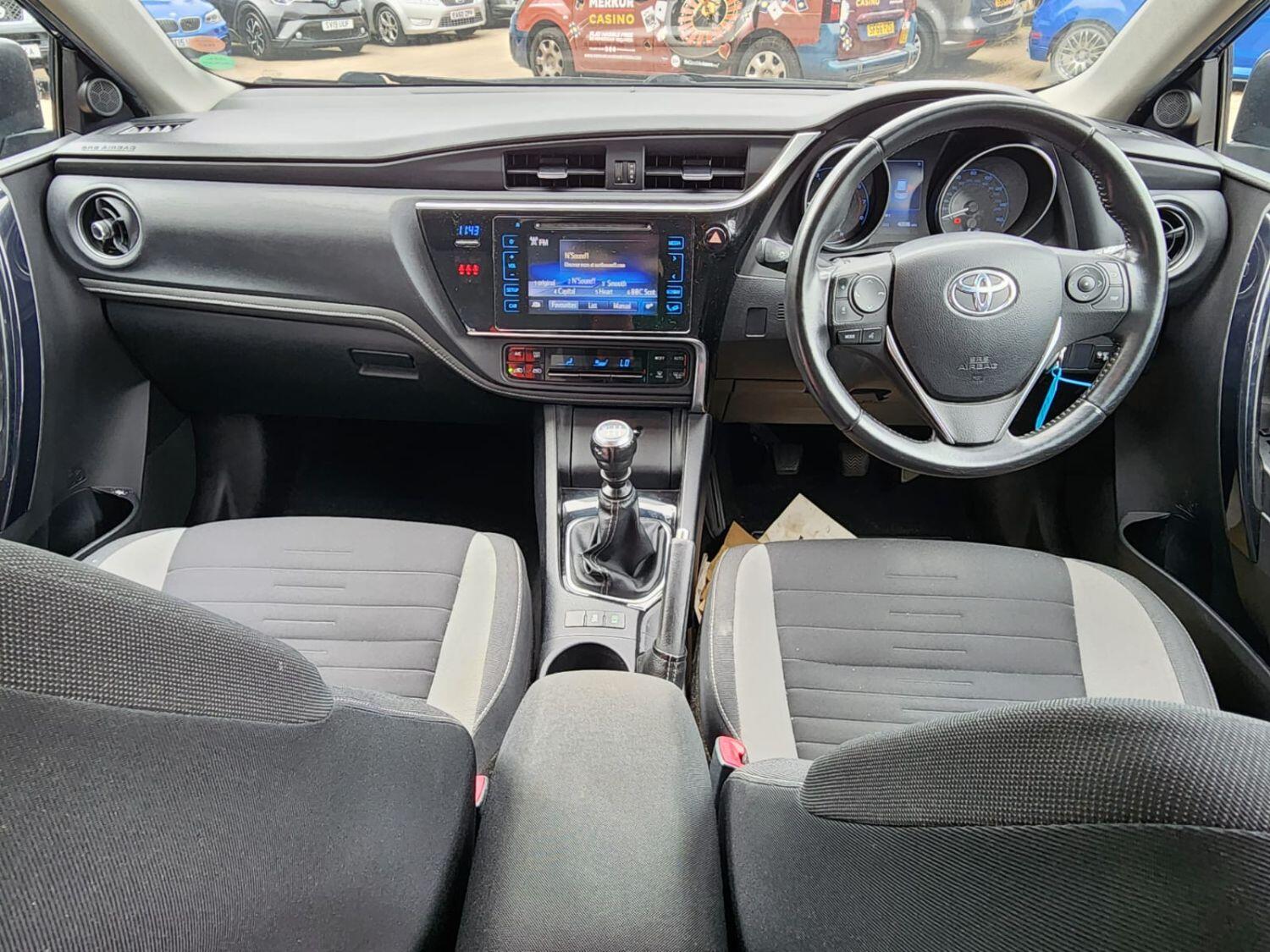 Used Toyota Auris 2017 for sale - 77464866: Photo 6